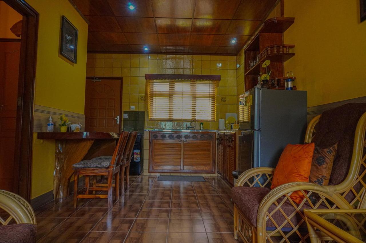 Anse Kerlan Beach Chalets Bagian luar foto
