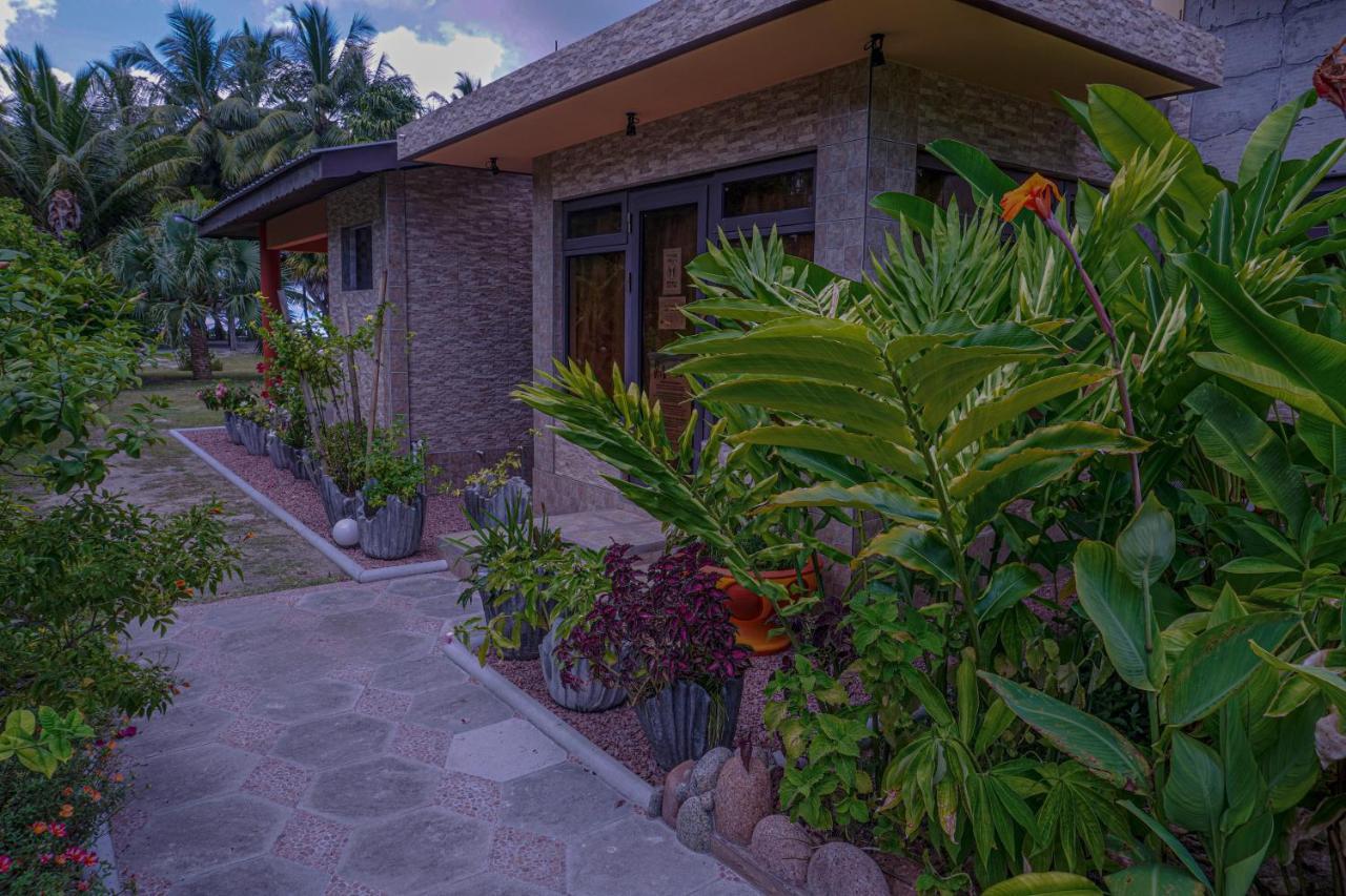 Anse Kerlan Beach Chalets Bagian luar foto