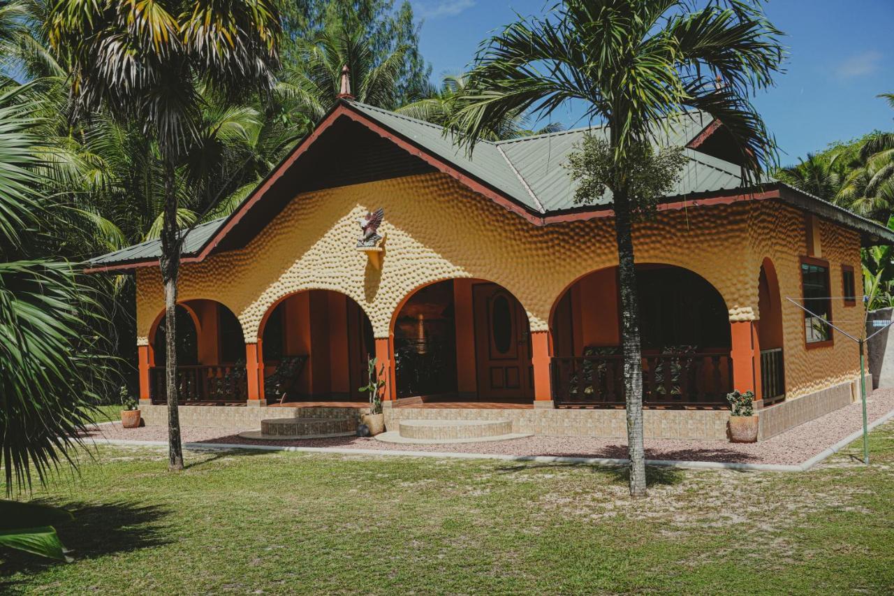 Anse Kerlan Beach Chalets Bagian luar foto