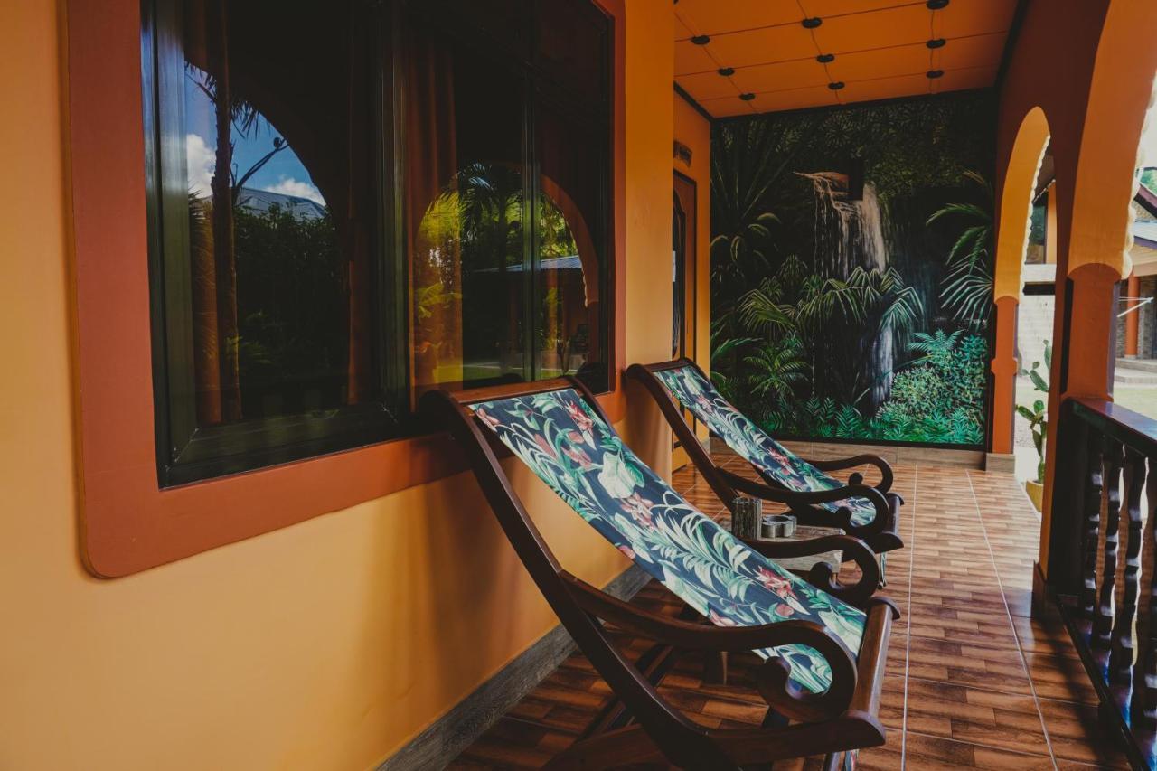 Anse Kerlan Beach Chalets Bagian luar foto
