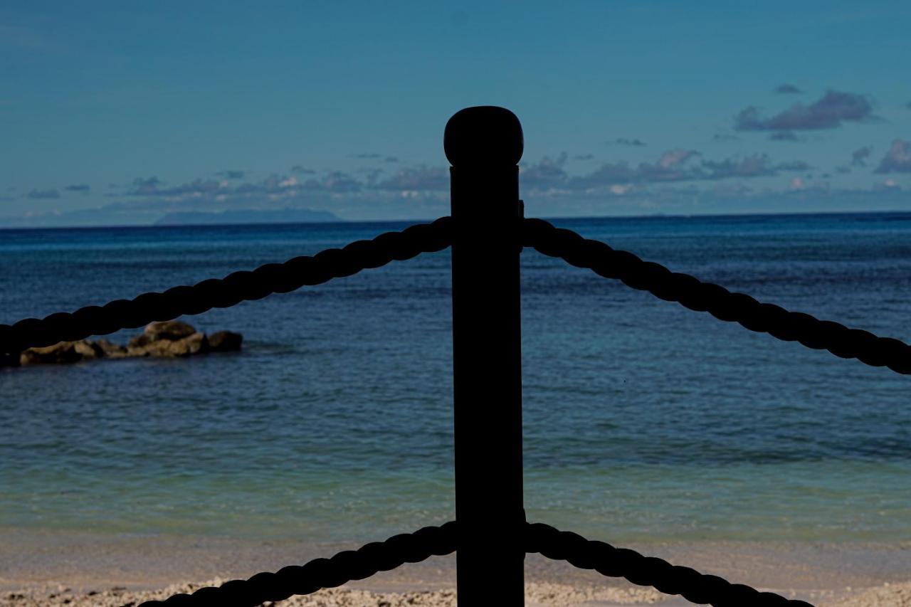 Anse Kerlan Beach Chalets Bagian luar foto
