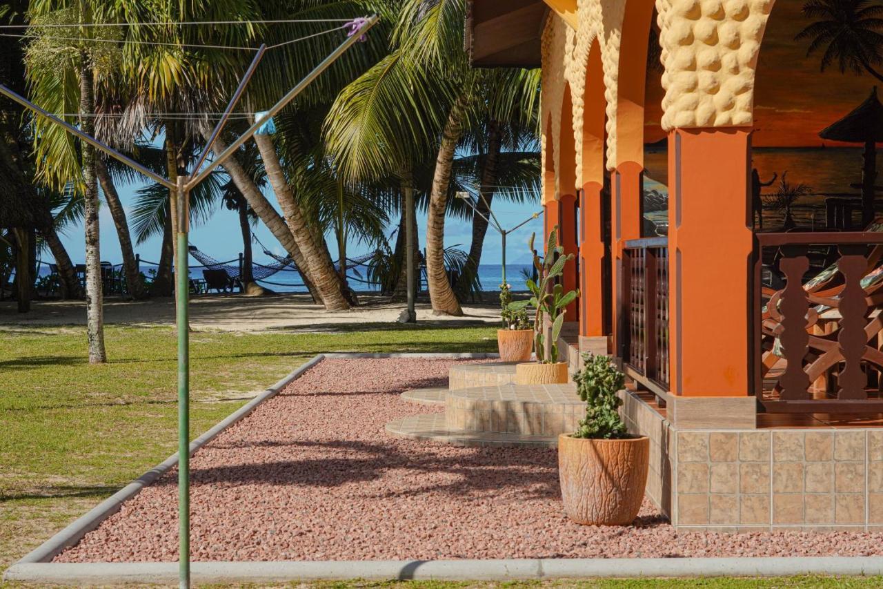 Anse Kerlan Beach Chalets Bagian luar foto