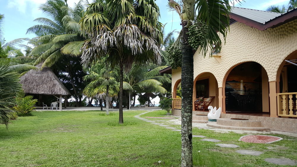 Anse Kerlan Beach Chalets Bagian luar foto