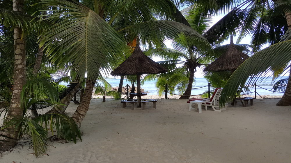 Anse Kerlan Beach Chalets Bagian luar foto